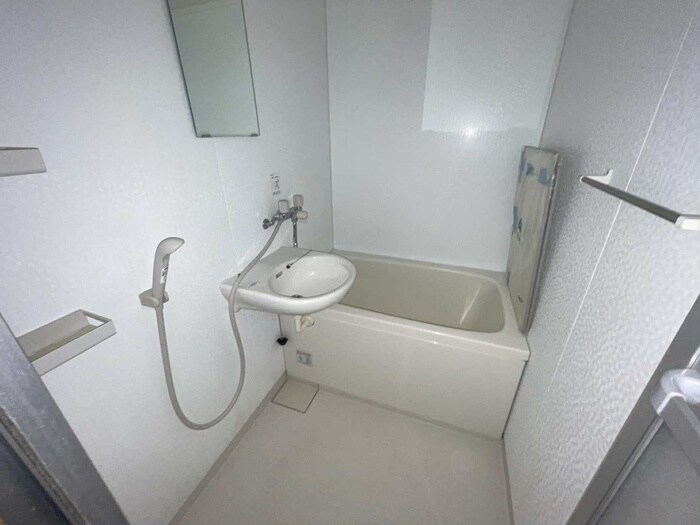 ハイツ秋風の物件内観写真