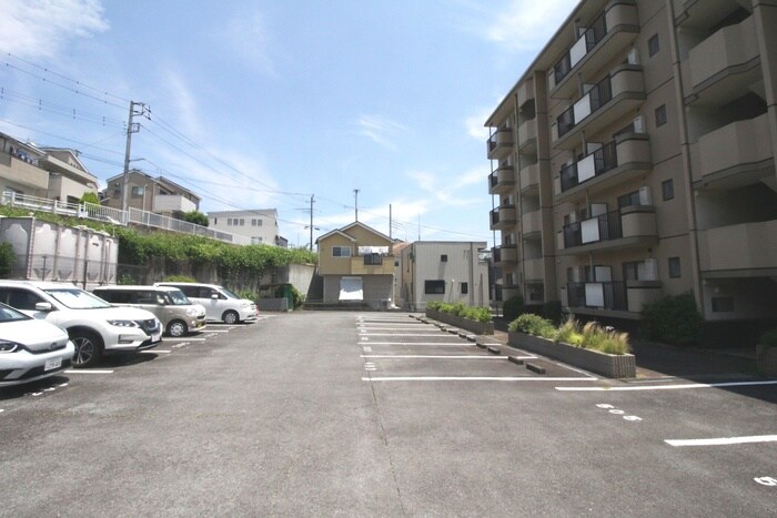 グレイスコートの物件外観写真