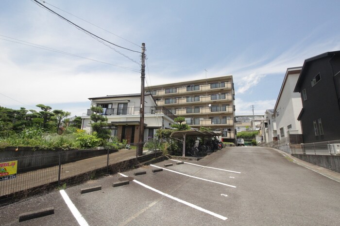 グレイスコートの物件外観写真