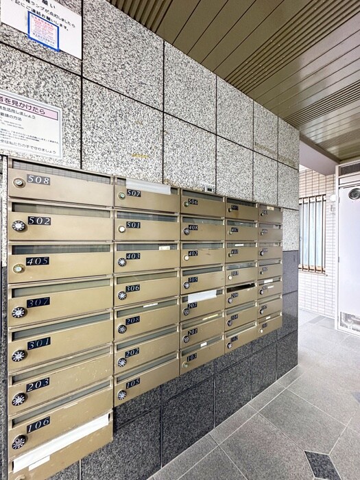 ピエ－ル草加の物件外観写真