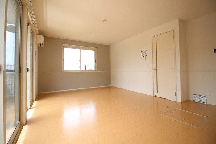 コモレビ大蔵Ｅ棟の物件内観写真