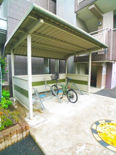 エレガンラルジュの物件外観写真