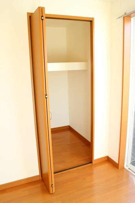 プレ・デ・ガール百合ヶ丘（２）の物件内観写真