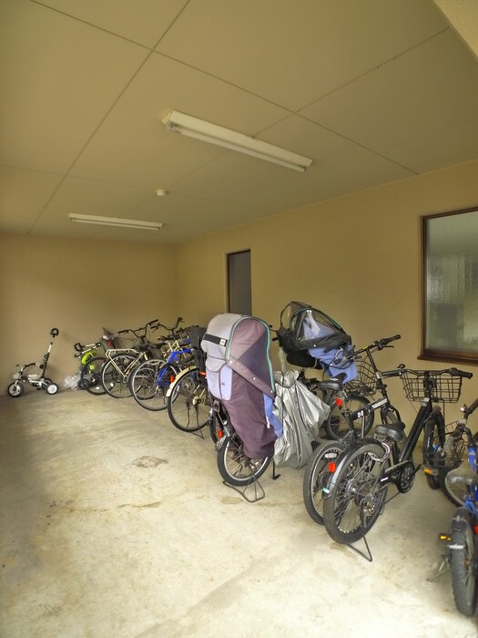 マリンヴュ－検見川の物件外観写真