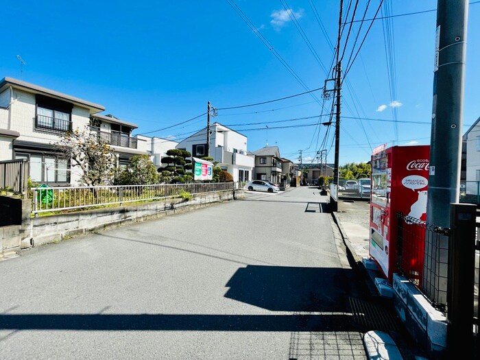 ラプラス鶴川の物件外観写真