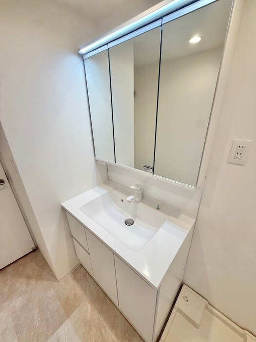 ﾌﾟﾗｲﾑｱｰﾊﾞﾝ新宿夏目坂ﾀﾜｰﾚｼﾞﾃﾞﾝｽの物件内観写真