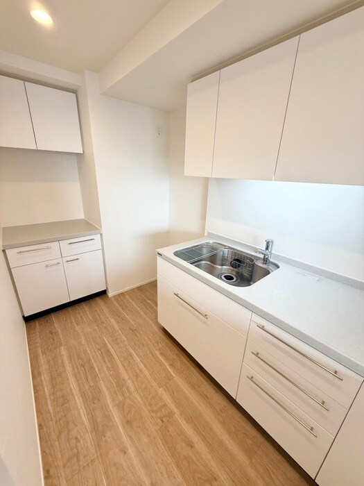 ﾌﾟﾗｲﾑｱｰﾊﾞﾝ新宿夏目坂ﾀﾜｰﾚｼﾞﾃﾞﾝｽの物件内観写真