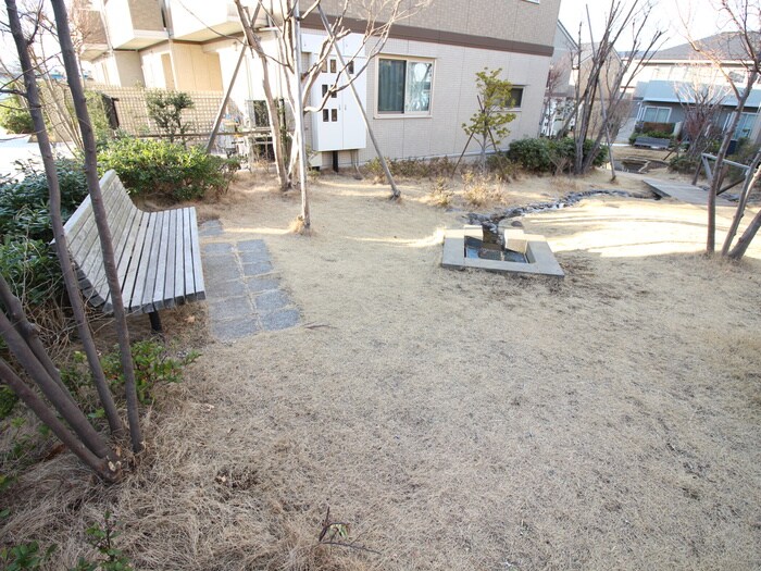 コモレビ大蔵Ｓ棟の物件外観写真