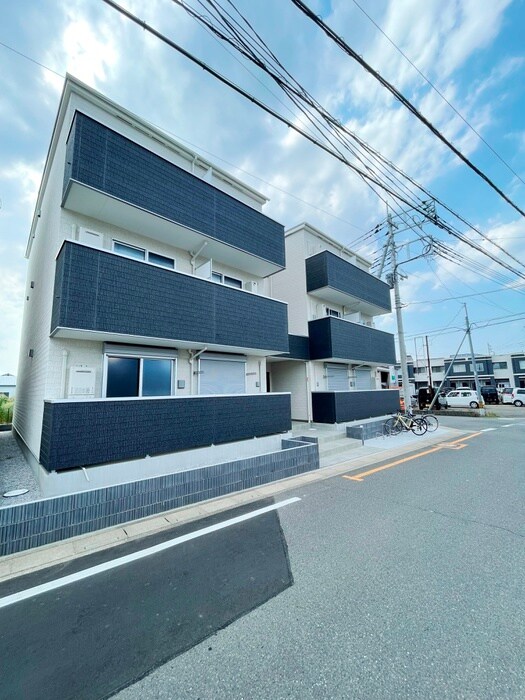 Estilo Claraの物件外観写真