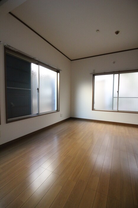 メゾン日東の物件内観写真