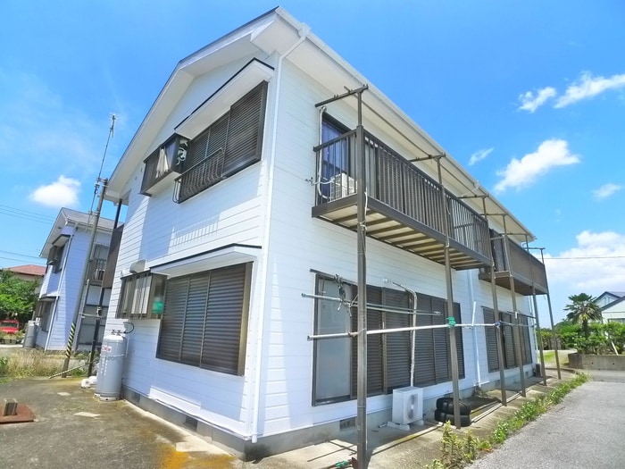 リバティマルマンⅡの物件外観写真