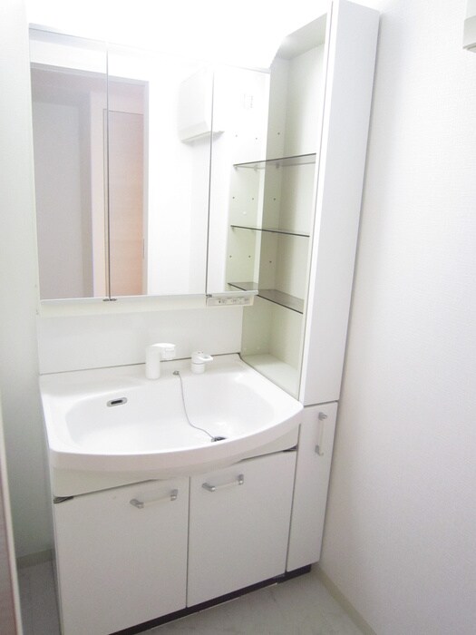 千葉ポ－トイ－ストの物件内観写真