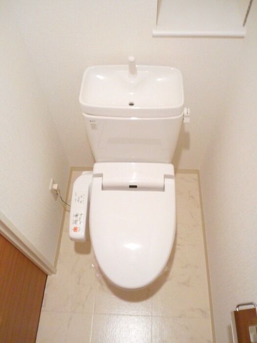 千葉ポ－トイ－ストの物件内観写真