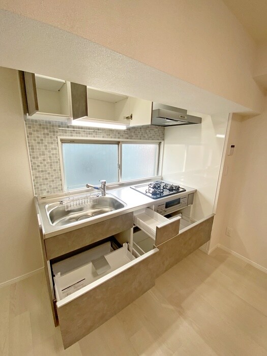 グリ－ンコ－ポ高島の物件内観写真