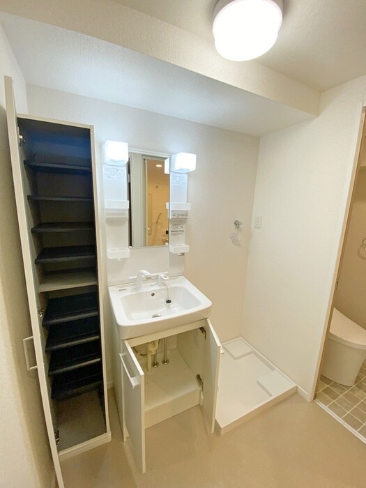 グリ－ンコ－ポ高島の物件内観写真