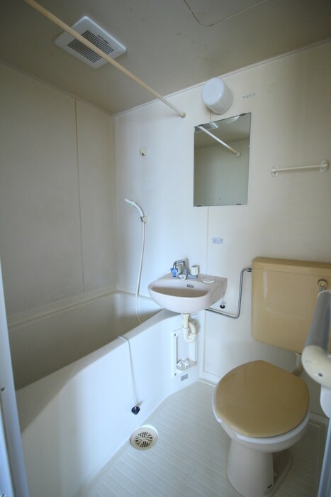 ｱﾐﾃｨｰNo2の物件内観写真