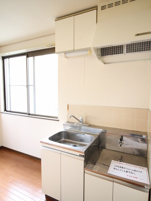 ｱﾐﾃｨｰNo2の物件内観写真