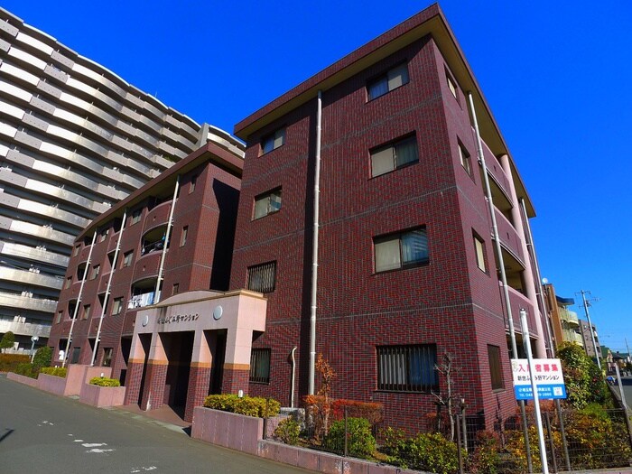 新世ふじみ野マンションの物件外観写真