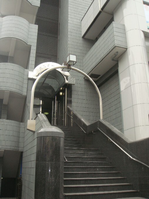 エスタ－ルビルの物件外観写真