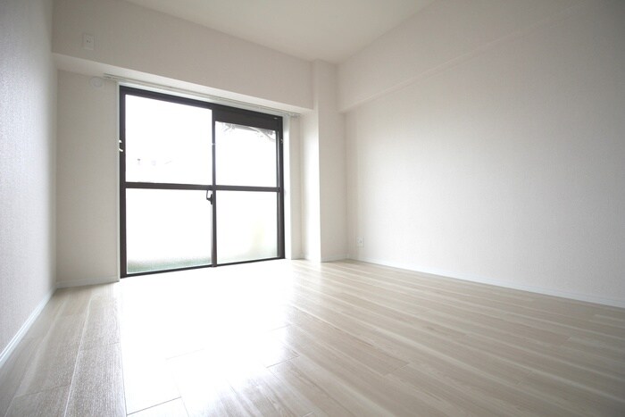 エスタ－ルビルの物件内観写真