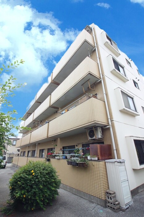 ジュネシオン大熊１の物件外観写真