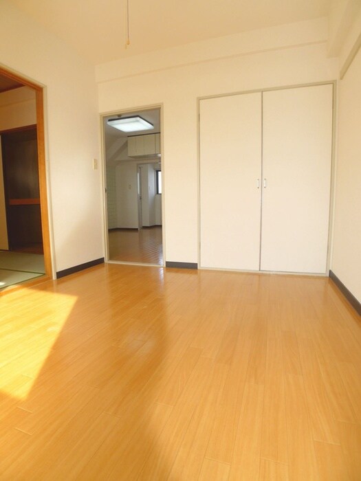 ジュネシオン大熊１の物件内観写真