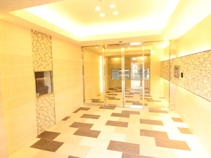 グランパーク町屋の物件外観写真