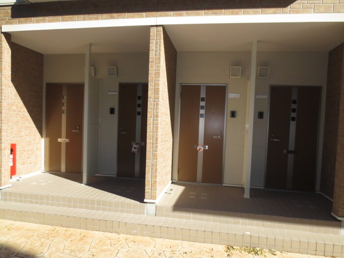 ポモド－ロの物件外観写真