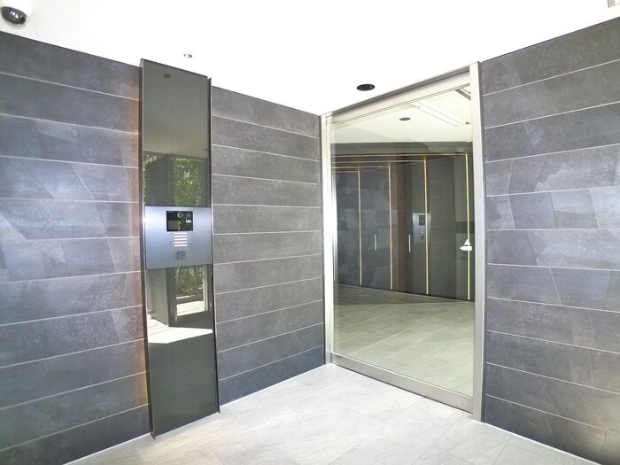 ﾊﾟｰｸｱｸｼｽ森下の物件外観写真