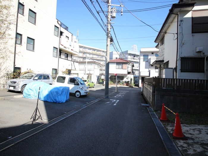 ホワイト・レジデンス鷺沼の物件外観写真