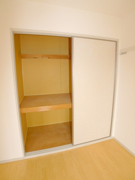 ジョリエ勝田台の物件内観写真