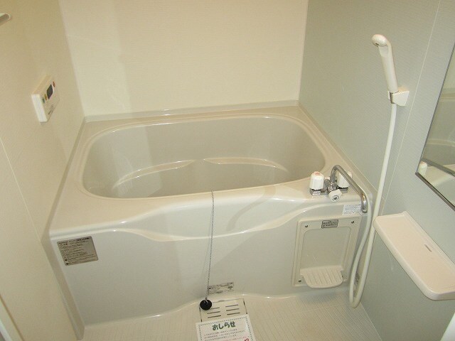 グランツ・フィオ－レの物件内観写真