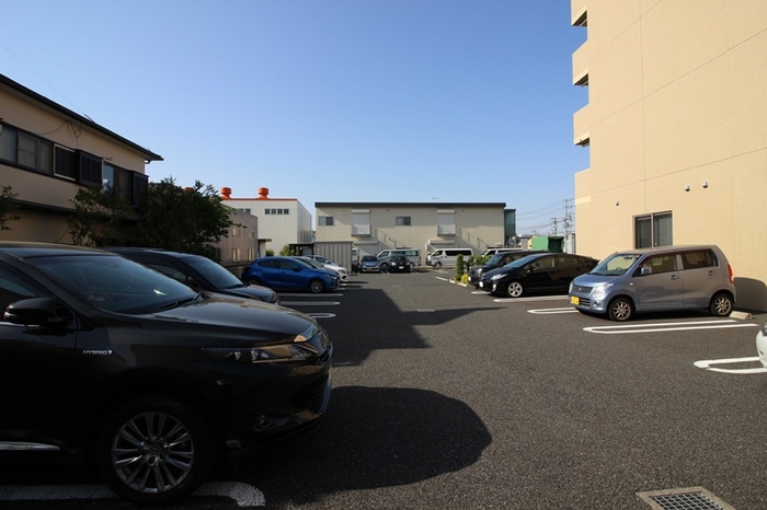 グランツ・フィオ－レの物件外観写真