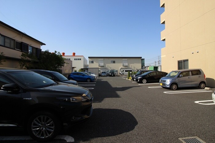 グランツ・フィオ－レの物件外観写真