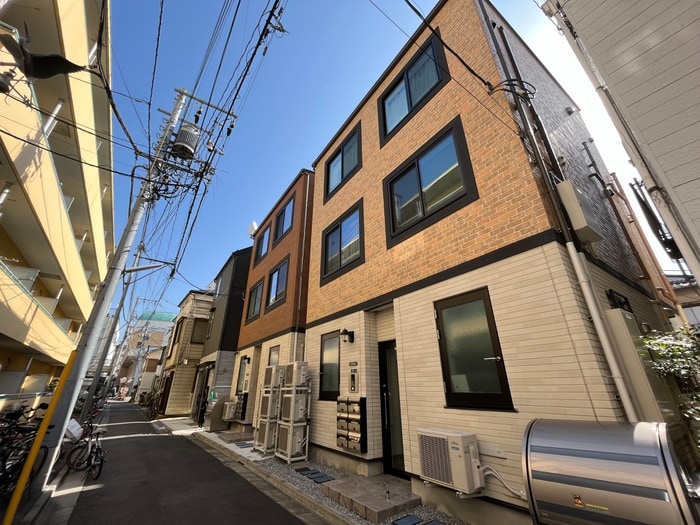 Ｇｌａｎｚ大島ＷＥＳＴの物件外観写真