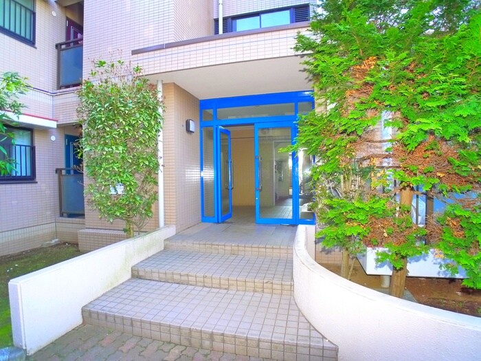 レジデンス松の木の物件外観写真