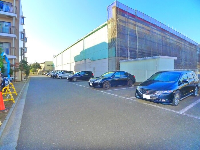 レジデンス松の木の物件外観写真