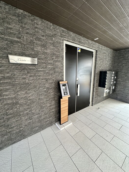 セレスティア東葛西Ⅰの物件外観写真