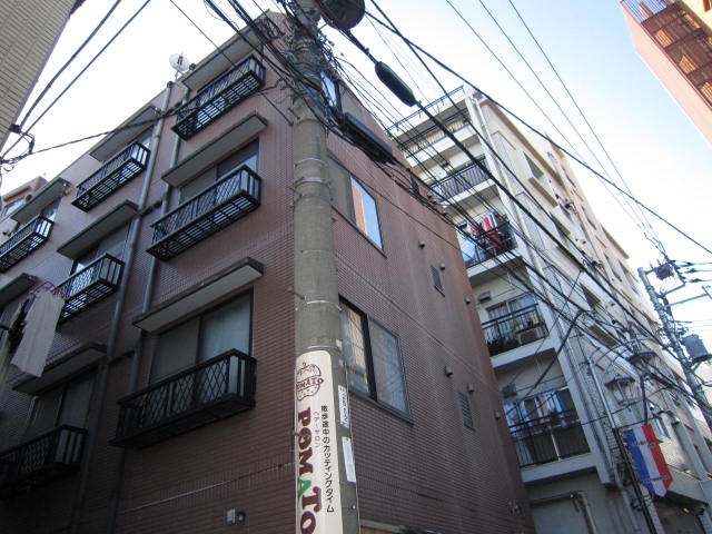 ヴィラ　シャルマンの物件外観写真