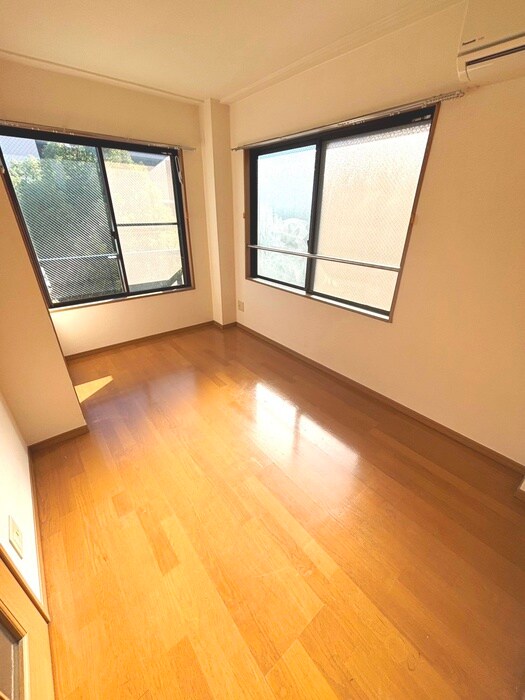 ヴィラ　シャルマンの物件内観写真