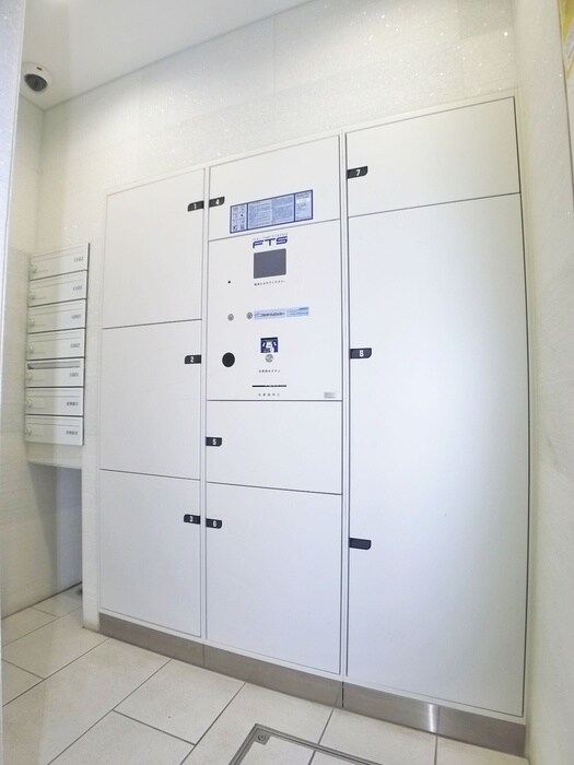 プライマル上野EASTの物件外観写真