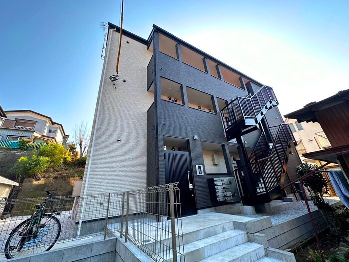 Ambition相武台前の物件外観写真