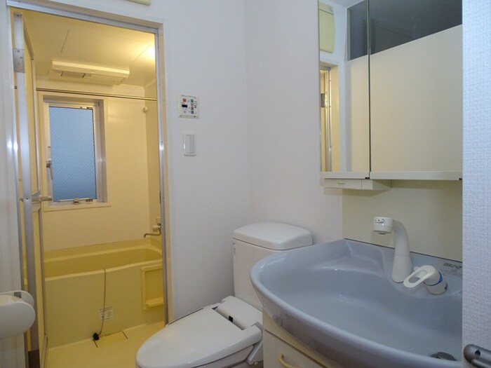 クインズビルの物件内観写真