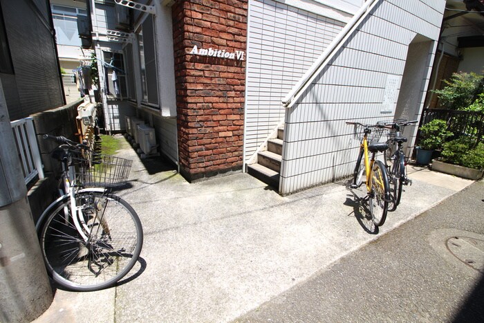 アンビションⅥの物件外観写真