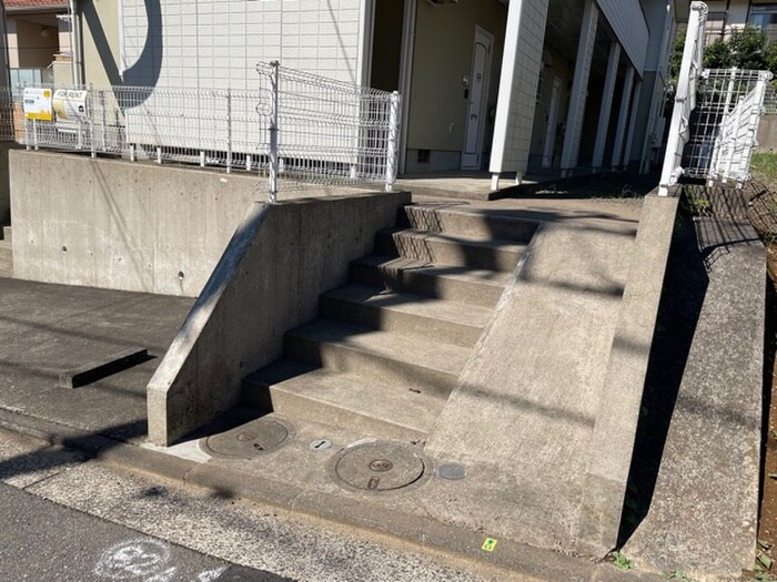 グリ－ンパ－クの物件外観写真