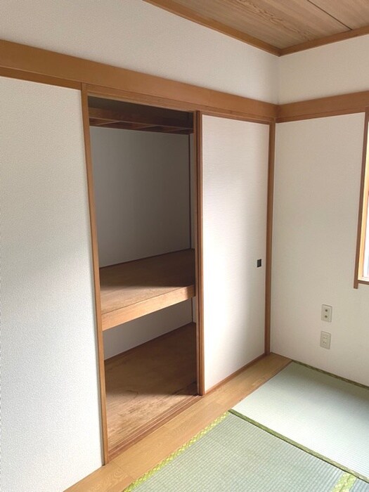 グリ－ンパ－クの物件内観写真