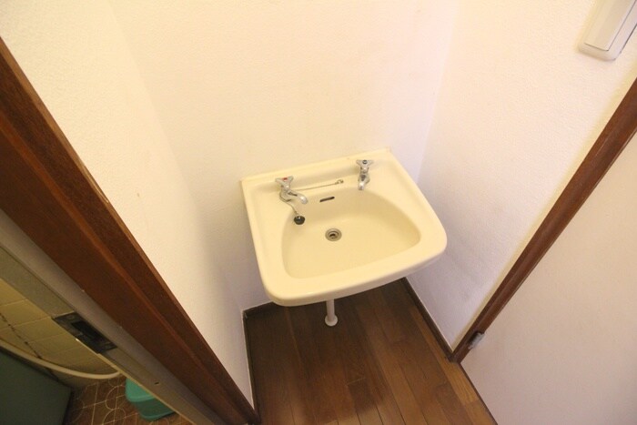 三鷹国際ハイツ　あぱーとの物件内観写真