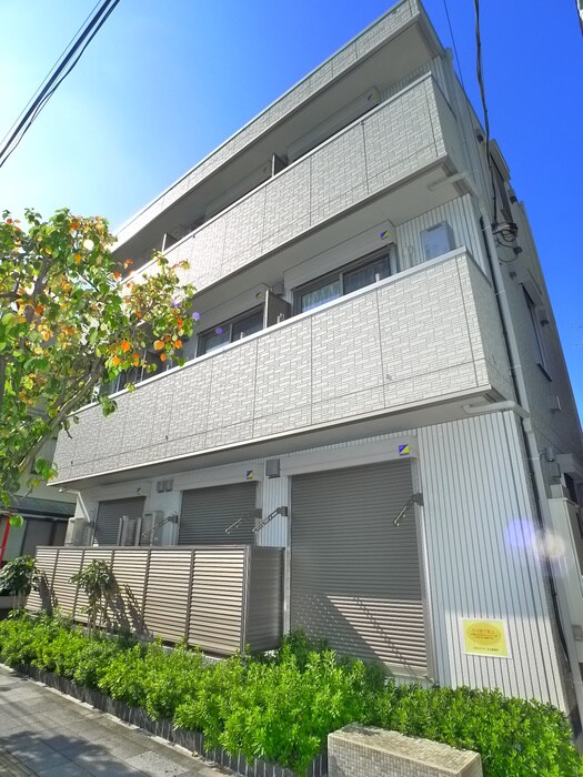 ルピナスAの物件外観写真