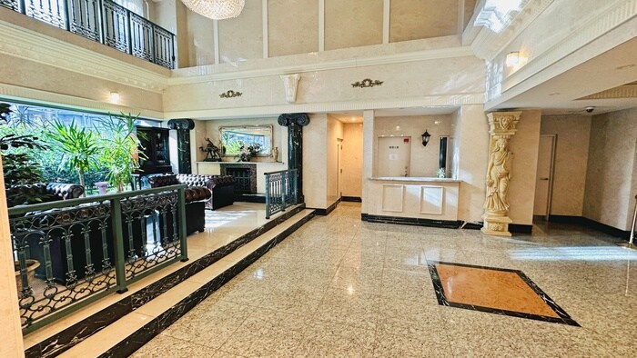 ｸﾞﾗﾝﾊﾟﾚｽ東京八重洲ｱﾍﾞﾆｭｰの物件外観写真