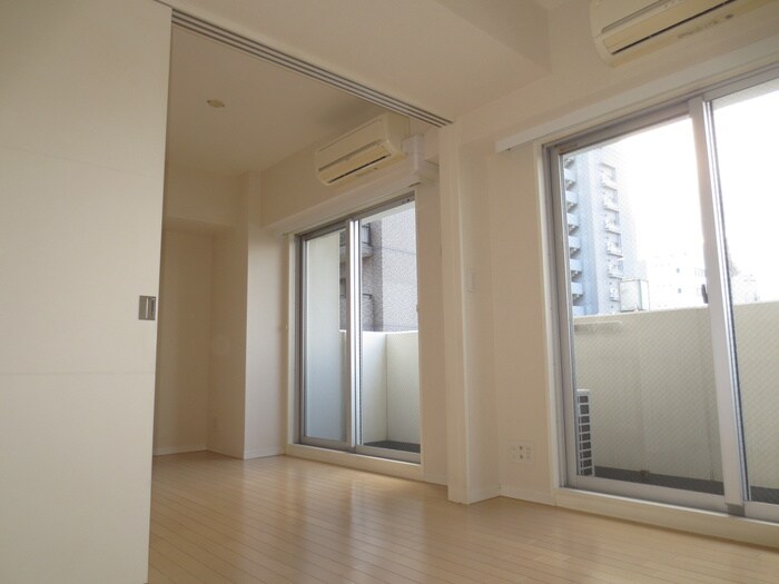 カスタリア三ノ輪の物件内観写真